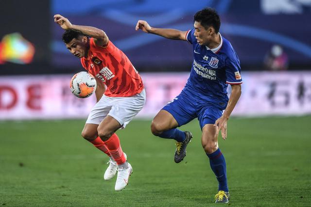 新疆力克广州豪取9连胜 江苏大胜吉林止9连败